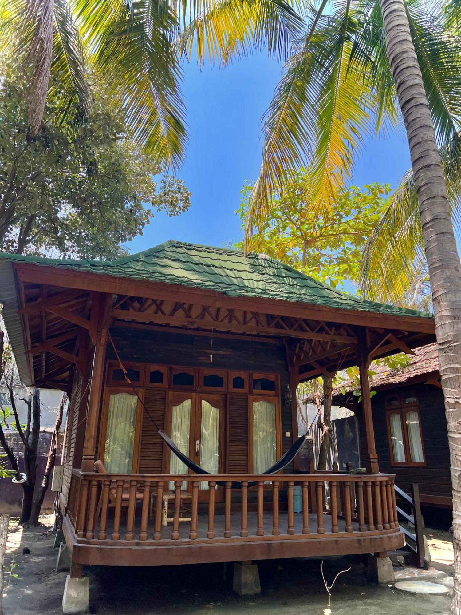 Bronze Bungalows Gili Meno Exteriér fotografie