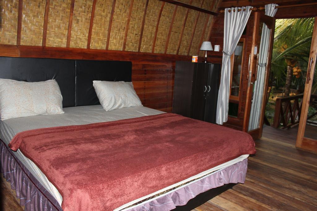 Bronze Bungalows Gili Meno Pokoj fotografie